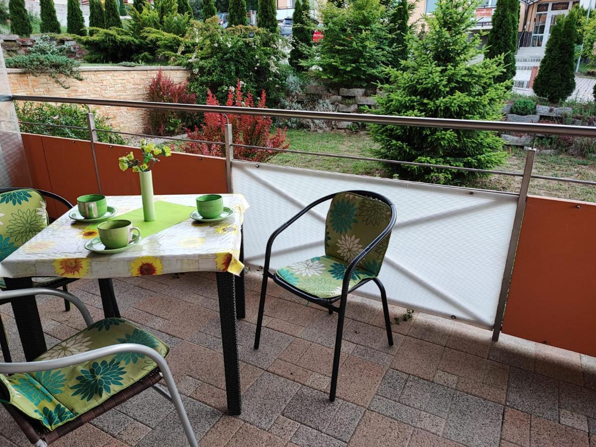 Slnecne Apartmany Podhájska Exterior foto